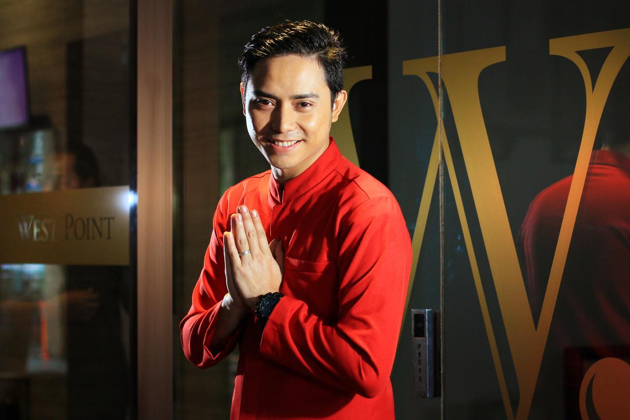 West Point Hotel Bandung Buitenkant foto